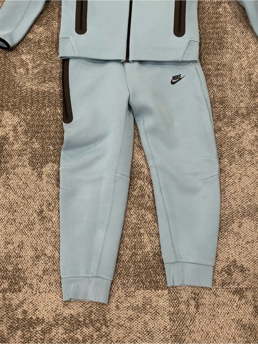 Boys Nike Tech Fleece Track Suit Sweatshirt + Joggers Light Blue Black - Picture 3 of 6
